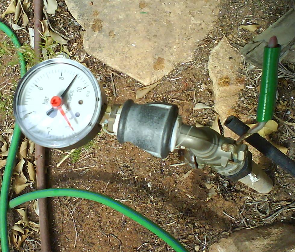 Ứng dụng đồng hồ đo áp lực nước